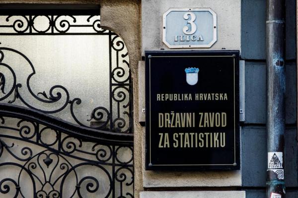 BDP u drugom tromjesečju veći za 2,7 posto