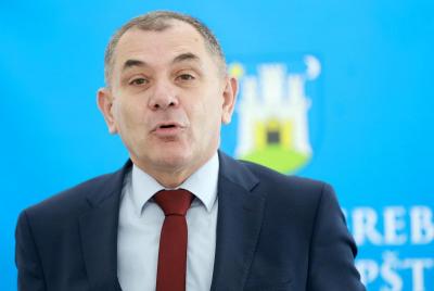 Lovrić: Neka Toma&scaron;ević Zagrepčanima pojasni za&scaron;to će gradom voziti skupo plaćeno njemačko smeće