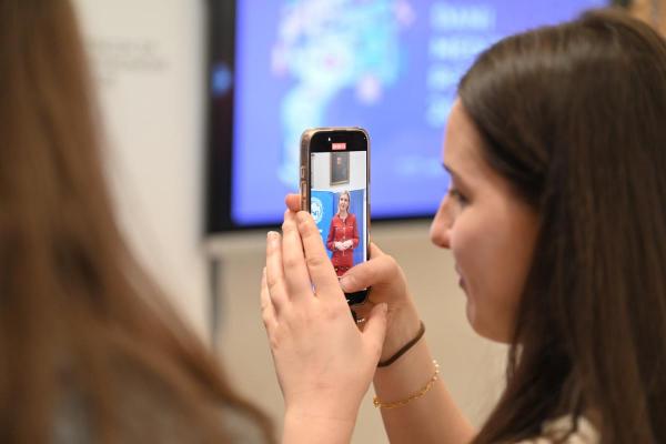 Osmi Dani medijske pismenosti okupili su ove godine desetke tisuća djece, mladih i njihovih odgojitelja, učitelja, nastavnika i knjižničara oko jedne od najvažnijih tema 21. stoljeća - medijske pismenosti.