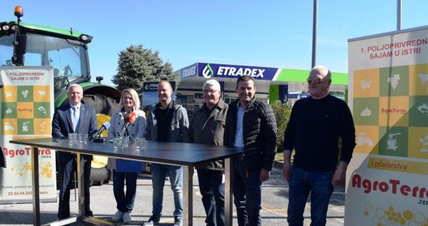 Vidimo se u Pazinu na prvom međunarodnom sajmu poljoprivrede i pčelarstva, AgroTerra Istra &ndash; Pazin, kaže direktor sajma Marko Londero