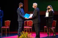 Radio Dalmaciji je dodijeljena medalja Grada Splita za 25 godina djelovanja i doprinos zajednici kroz humanitarni rad