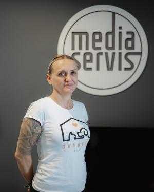 Voditeljica Dumovca Tatjana Zajec