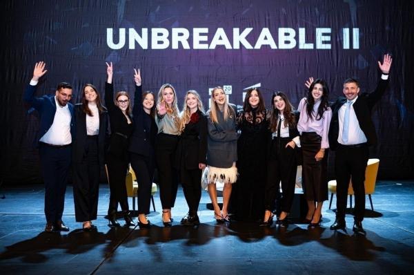 Hrvatsko narodno kazali&scaron;te u Zagrebu, u petak 7. studenoga, ustupilo je svoju rasko&scaron;nu pozornicu poduzetničko-poslovnoj zajednici, koja se već sedmu godinu zaredom okuplja oko konferencije Poduzetnički mindset, u organizaciji medijske platforme Poduzetnik i tvrtke EY Hrvatska.