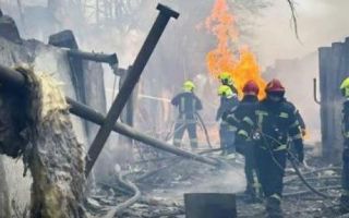 Ukrajinski dronovi pogodili naftnu platformu u Kaspijskom jezeru, Rusija napala luku u blizini Odese