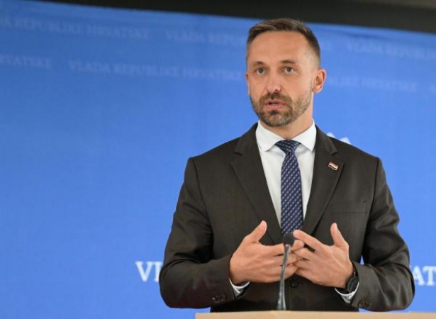 Piletić nakon odluke Ustavnog suda o ukidanju diskriminatornih odredbi Zakona o osobnoj asistenciji: Moramo je prihvatiti