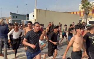 34 mrtva i 60 tisuća migranata u Ceuti