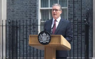 Britanski premijer podnio ostavku